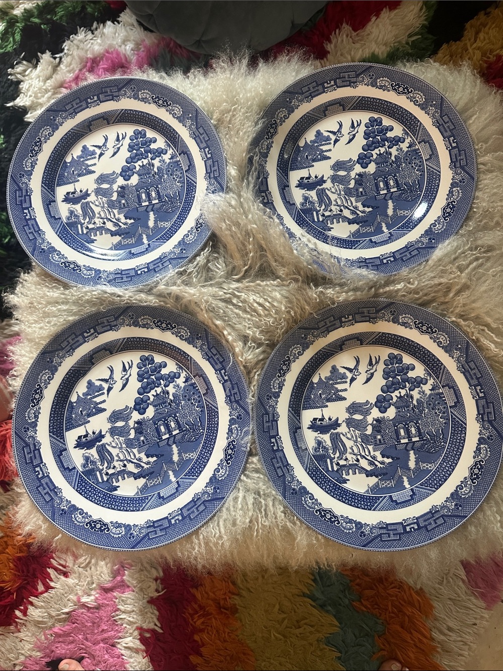 Johnson Brothers Blue & White Willow Pattern Dinner Plates - Set of 4 10.25"
